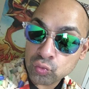 Meet your Posher, Jorge